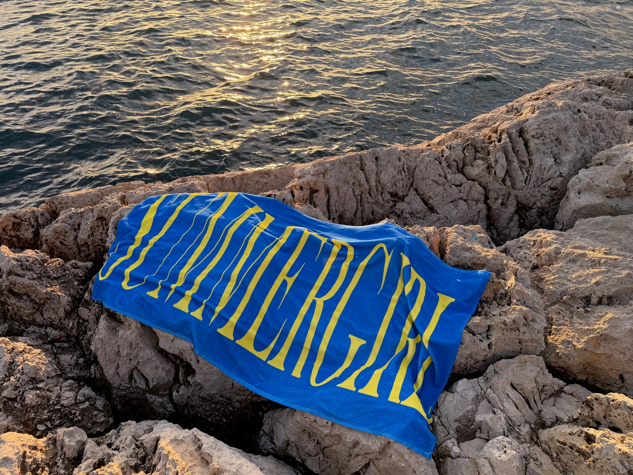 SERVIETTE DE PLAGE SUMMER GIRL